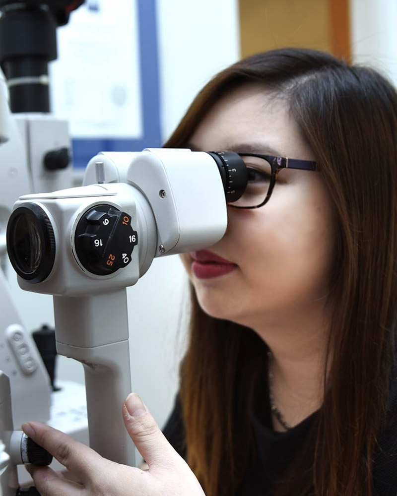 Performing an eye test